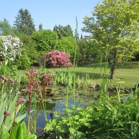 Mit Grill Und Garten Апартаменты
