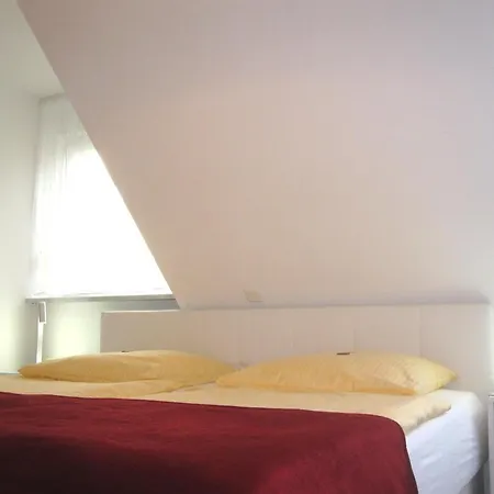 Apartment Mit Grill Und Garten